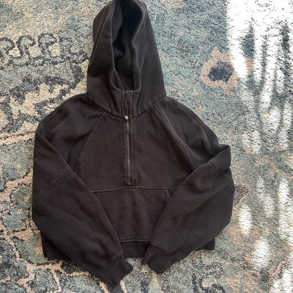 Stylish Lululemon Cropped Hoodie Black Knit Scuba Oversized Half-Zip Hoodie - Picture 7 of 12